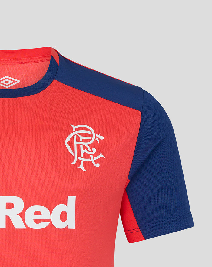 Rangers crest on the red chest panel with blue sleeve and partial 32Red sponsor text
