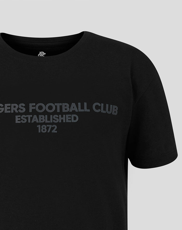 Close up of the black tee chest with tonal typography displaying RANGERS FOOTBALL CLUB ESTABLISHED 1872