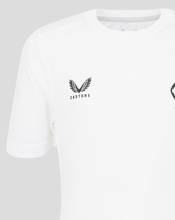 White junior 23/24 training T shirt close up of left chest Castore wing logo
