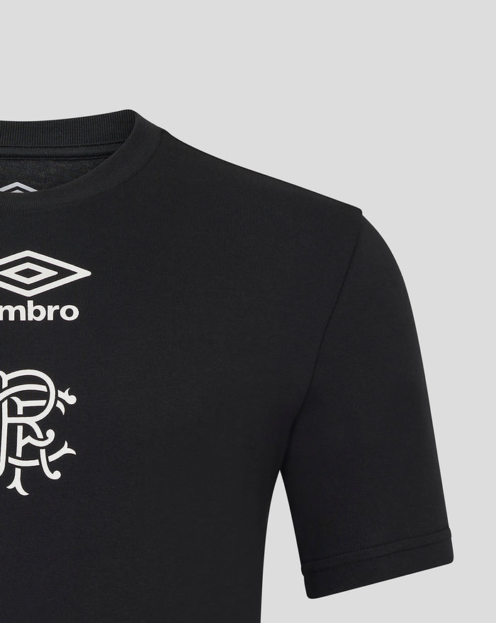 Front close up of black Junior 25/26 presentation logo T-shirt with white Umbro diamond and club crest on chest.
