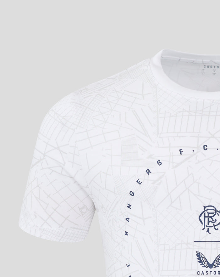 Left sleeve patch featuring a navy badge with red border and Castore branding